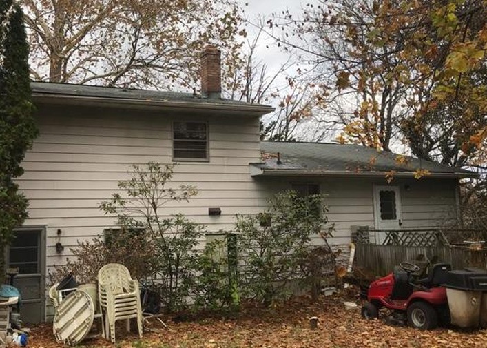 Lawrence Dr, Emmaus, PA 18049, Foreclosure 190,000 4BD / 3BH