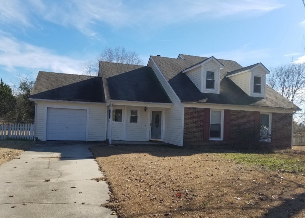 Doodlebug Dr, Hope Mills, NC 28348, Foreclosure 58,000 3BD / 2BH