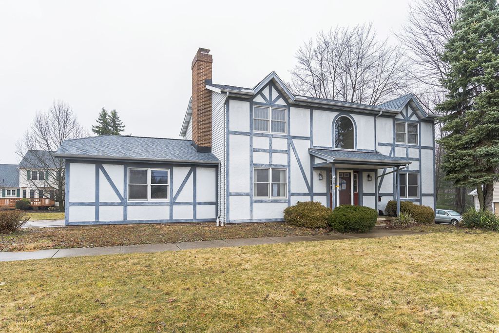 Som Center Rd, Solon, OH 44139, Foreclosure 170,201 4BD / 3BH