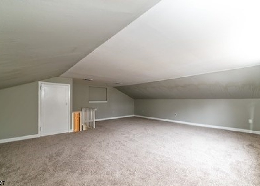 Passaic Ave, Caldwell, NJ 07006, Foreclosure 211,918 4BD / 2BH