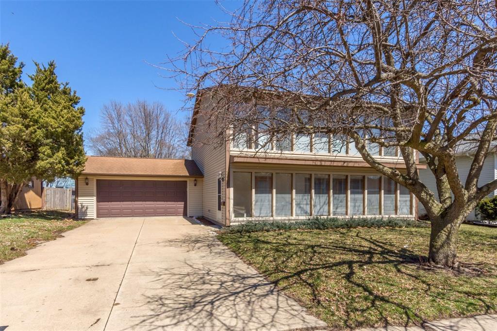 Crimson Dr Ne, Cedar Rapids, IA 52402, Foreclosure 191,000 3BD / 3BH Foreclosure Listing