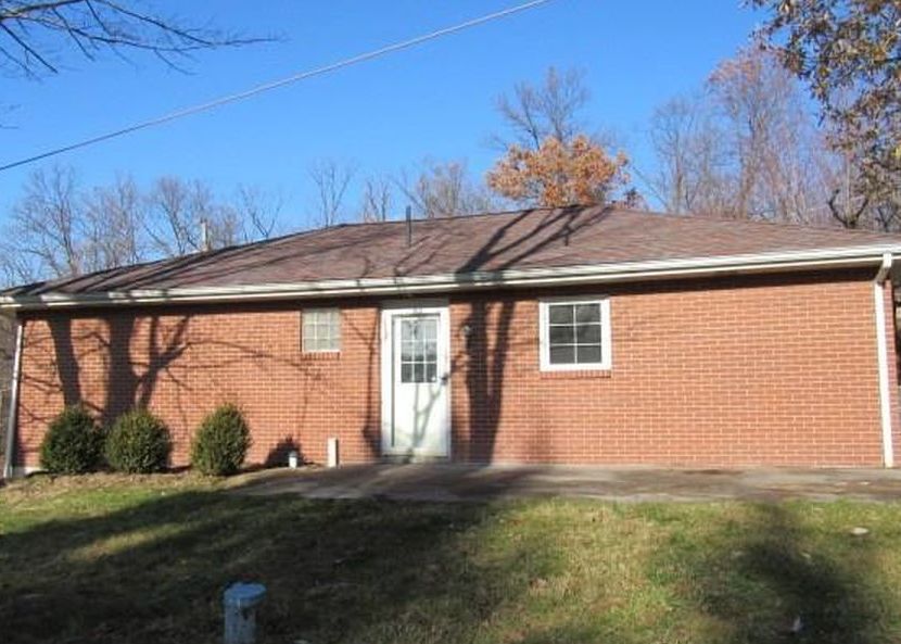 Youngstown Ridge Rd, Latrobe, PA 15650, Foreclosure 127,000 3BD