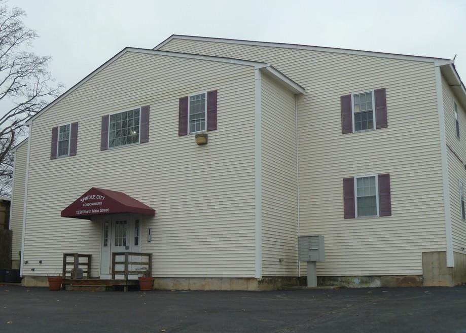 N Main St Apt 2, Fall River, MA 02720, Foreclosure 79,000 2BD