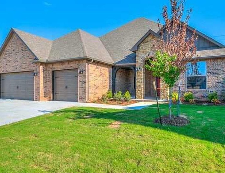 Nw 151st Ter, Edmond, OK 73013, Foreclosure 2,650,000 3BD / 2.5BH