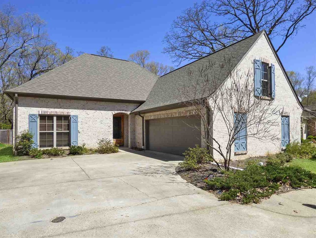 Gallaghers Pass, Ridgeland, MS 39157, Foreclosure 367,000 3BD / 5BH Foreclosure Listing