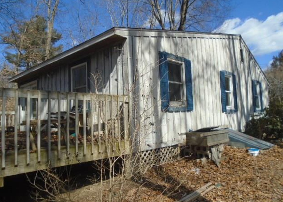 Rogers Lake Trl, Old Lyme, CT 06371, Foreclosure 145,000 1BD / 1BH