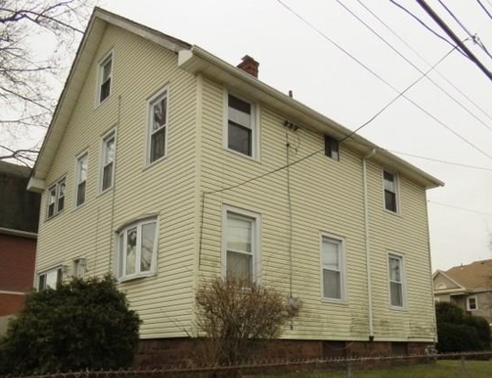 Hillside Ave, Hartford, CT 06106, Foreclosure 75,000 6BD / 1BH