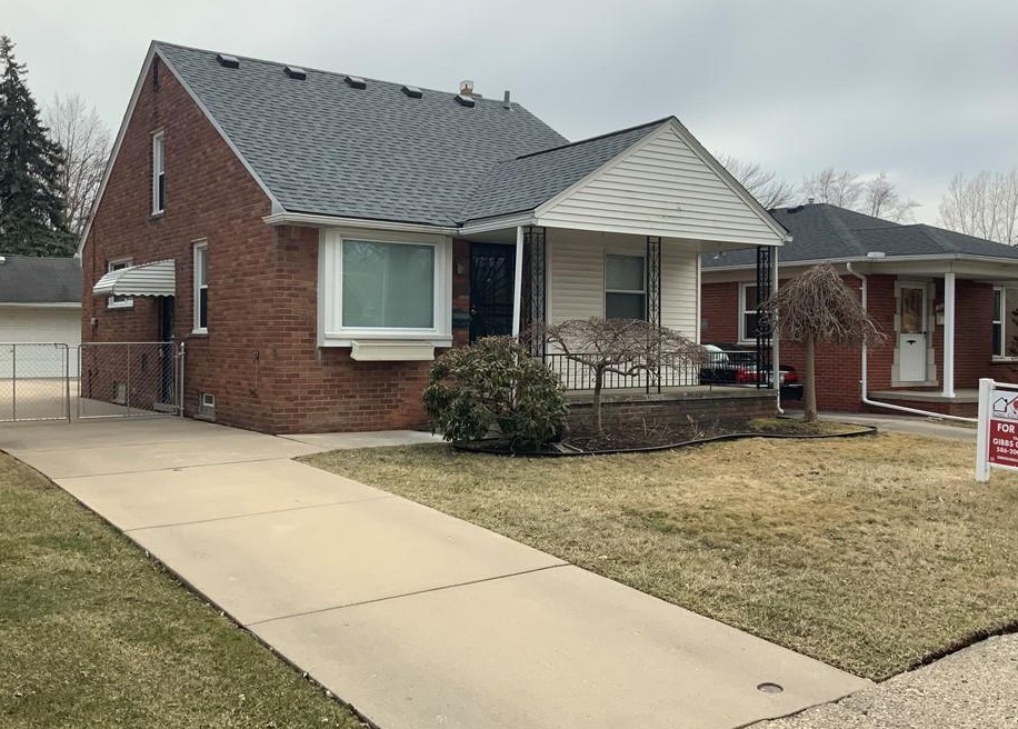 Lochmoor St, Harper Woods, MI 48225, Foreclosure 137,500 3BD / 2BH