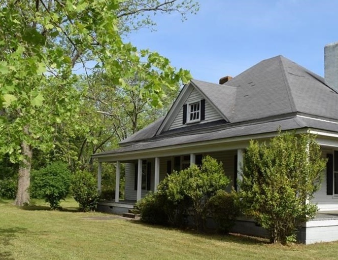 Old Red Springs Rd, Maxton, NC 28364, Foreclosure 39,900 3BD / 2BH Foreclosure Listing