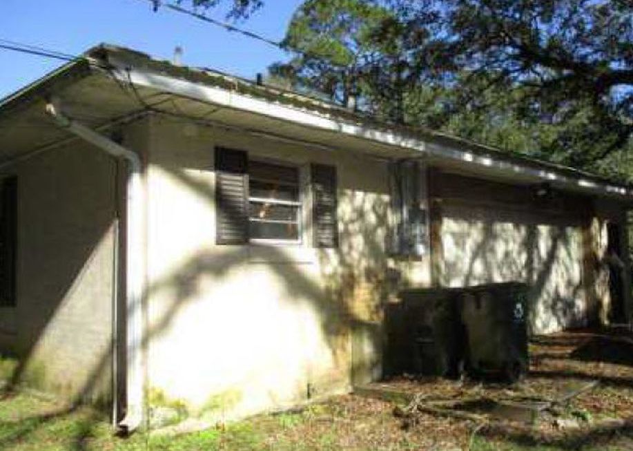 Myrtle Oak Dr, New Iberia, LA 70563, Foreclosure 193,779 3BD / 2BH