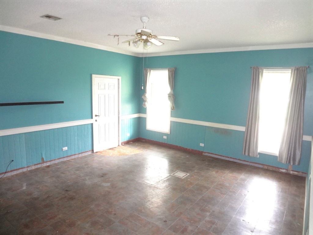 Old Jeanerette Rd, New Iberia, LA 70563, Foreclosure 45,000 3BD