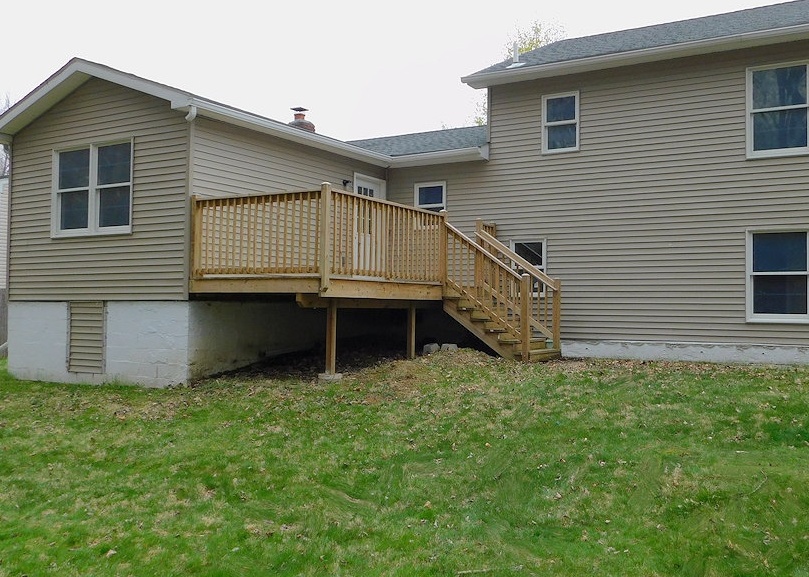 Hewlett Rd, Poughkeepsie, NY 12603, Foreclosure 190,000 3BD / 1BH Foreclosure Listing