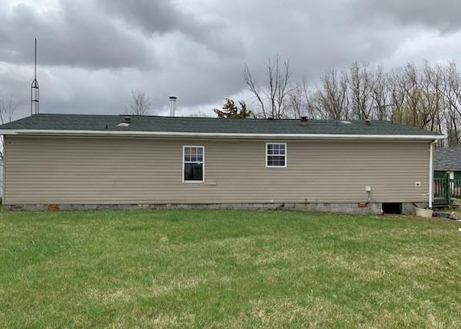 Isles Rd, Brown City, MI 48416, Foreclosure 73,950 3BD / 2BH