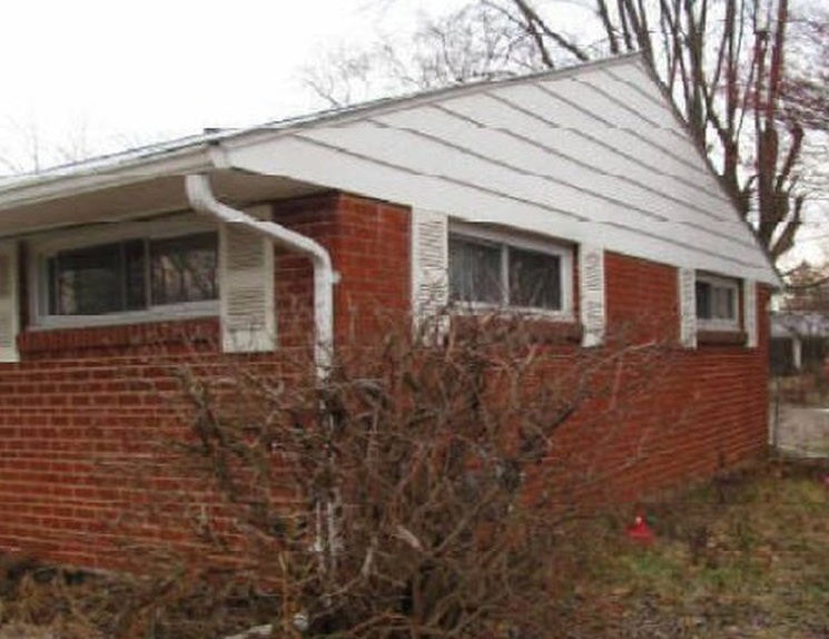 E Livingston Ave, Reynoldsburg, OH 43068, Foreclosure 117,000 4BD