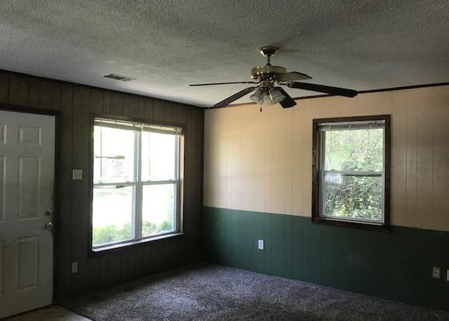 River St, Benton, AR 72015, Foreclosure 33,000 3BD / 1BH