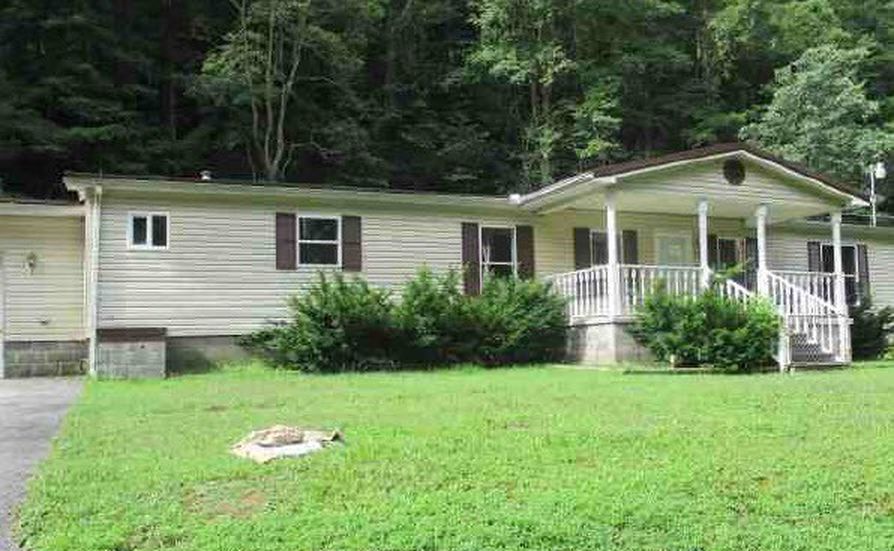 Left Turkey Toe Br, Hardy, KY 41531, Foreclosure 47,000 3BD / 2BH