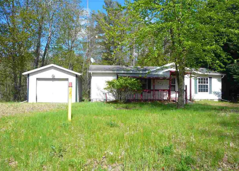 Littlefield Rd, Farwell, MI 48622, Foreclosure Call 2BD / 2BH