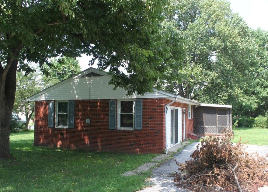 Manor Dr, Smyrna, DE 19977, Foreclosure 145,000 3BD / 1.5BH Foreclosure Listing 29386668