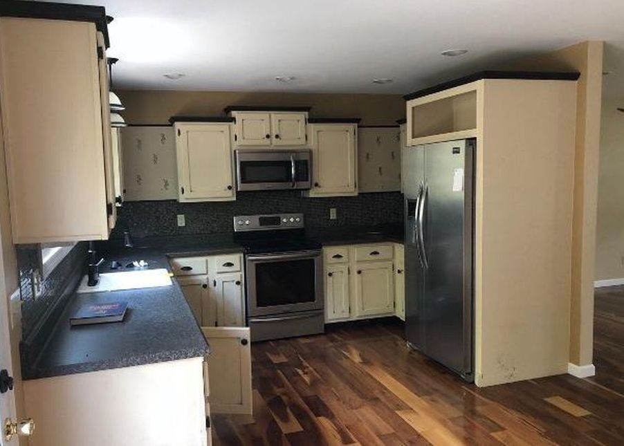 Avawam Est, London, KY 40741, Foreclosure 162,500 3BD / 2BH