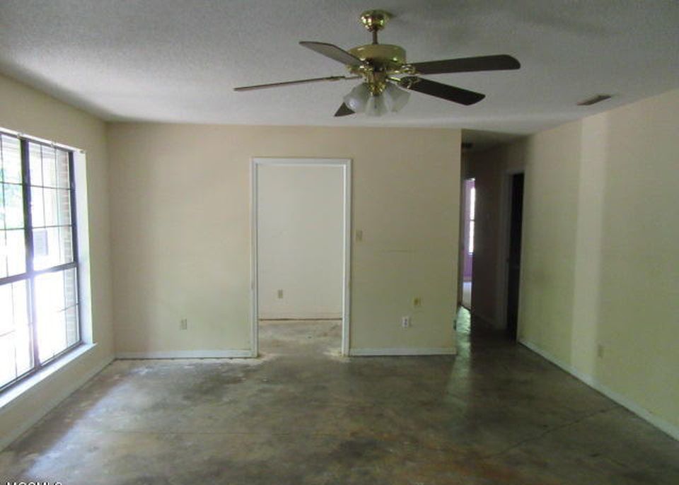 Old River Rd, Vancleave, MS 39565, Foreclosure 95,000 3BD / 2BH Foreclosure Listing 29390732