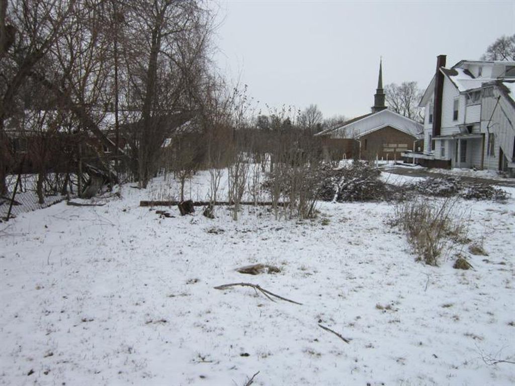 Monroe St, Ypsilanti, MI 48197, Foreclosure Call 3BD / 2BH