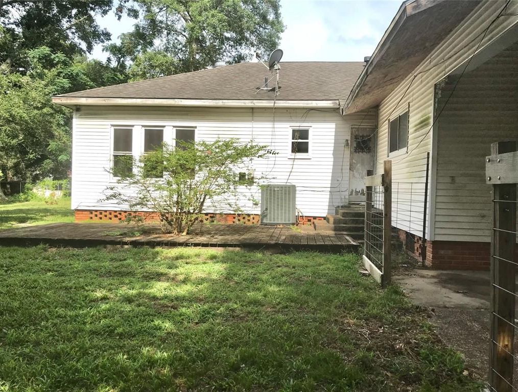 Grand Ave, Liberty, TX 77575, Foreclosure 125,000 4BD / 3BH