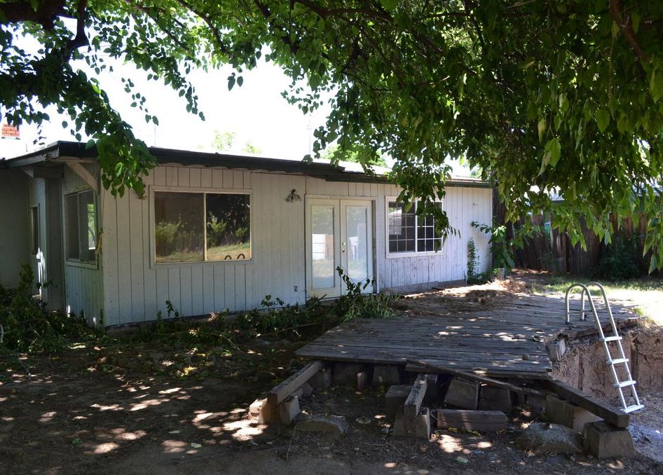 Athens Ave, Redding, CA 96001, Foreclosure 155,000 3BD / 2BH