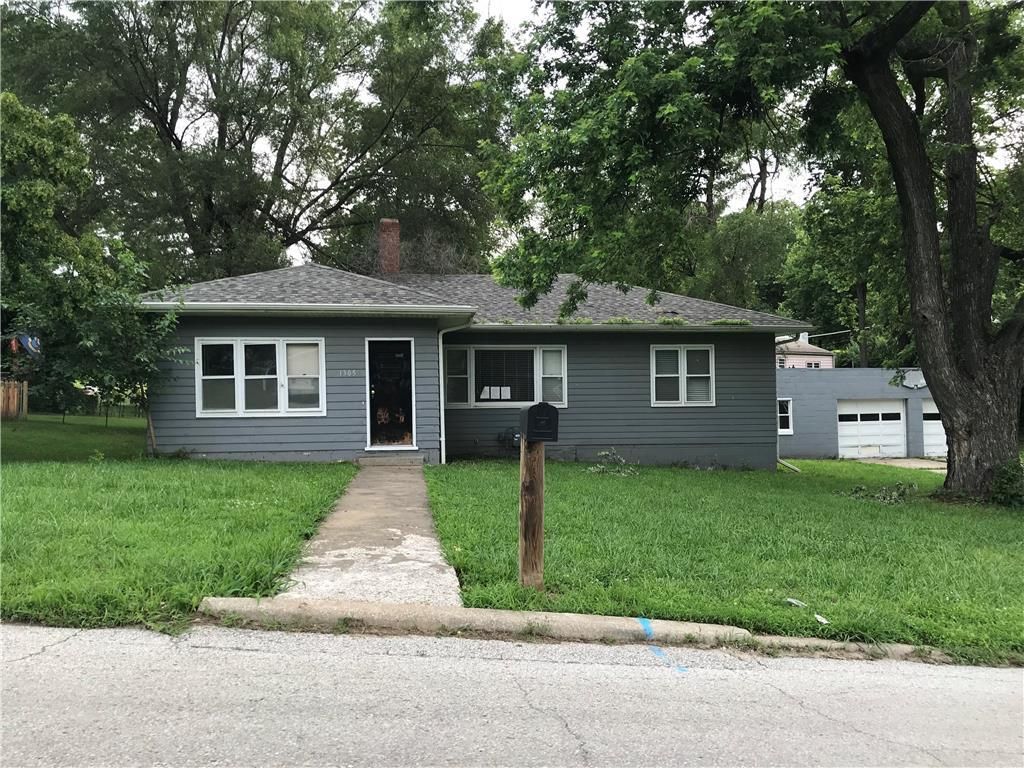 Atchison St, Atchison, KS 66002, Foreclosure 52,000 3BD / 1BH