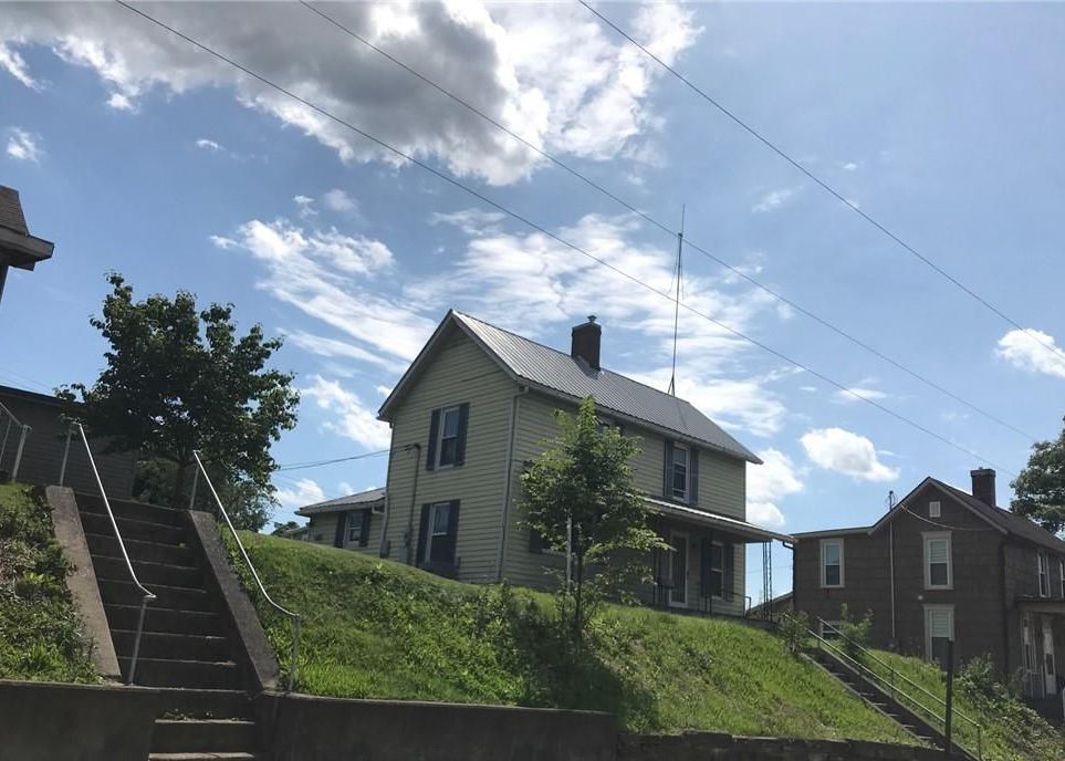 E Main St, Crooksville, OH 43731, Foreclosure Call 3BD / 1.5BH