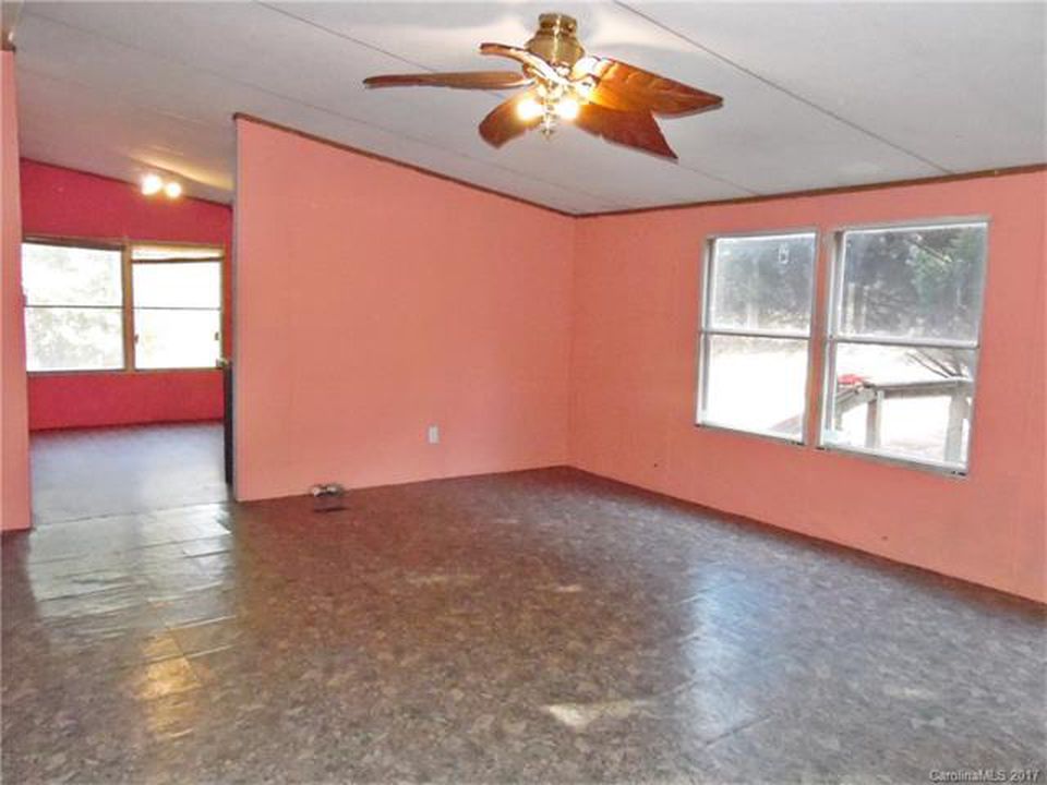 Mcswain Ln, Rock Hill, SC 29730, Foreclosure 77,740 3BD / 2BH