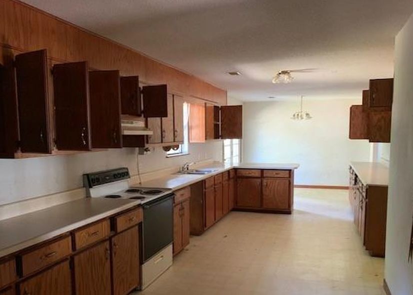 Charlton Rd, Hazlehurst, GA 31539, Foreclosure 67,500 3BD / 2BH