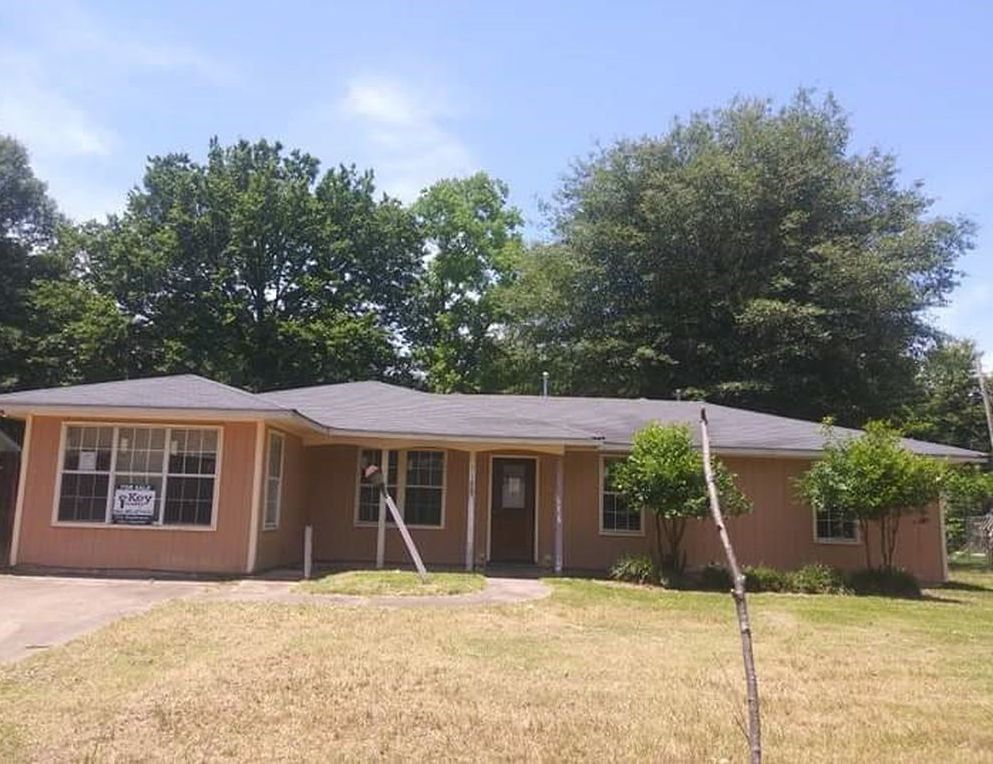 Cileste St, Greenville, MS 38703, Foreclosure Call 3BD / 2BH
