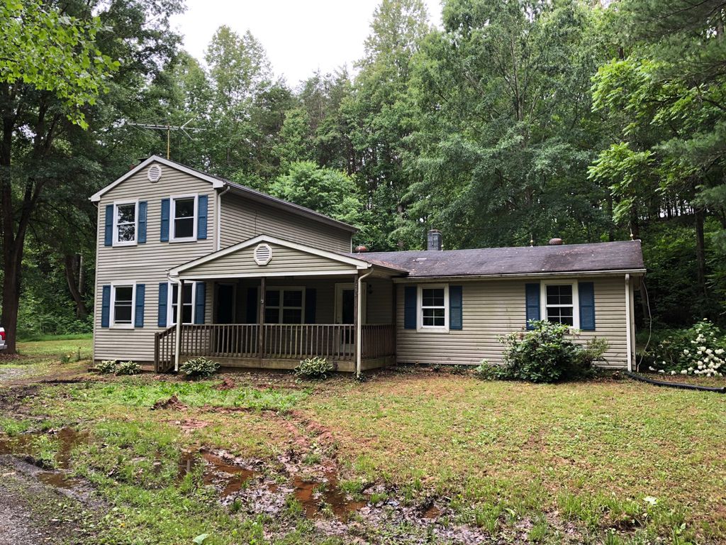 Gladys Rd, Altavista, VA 24517, Foreclosure 64,900 4BD / 2BH