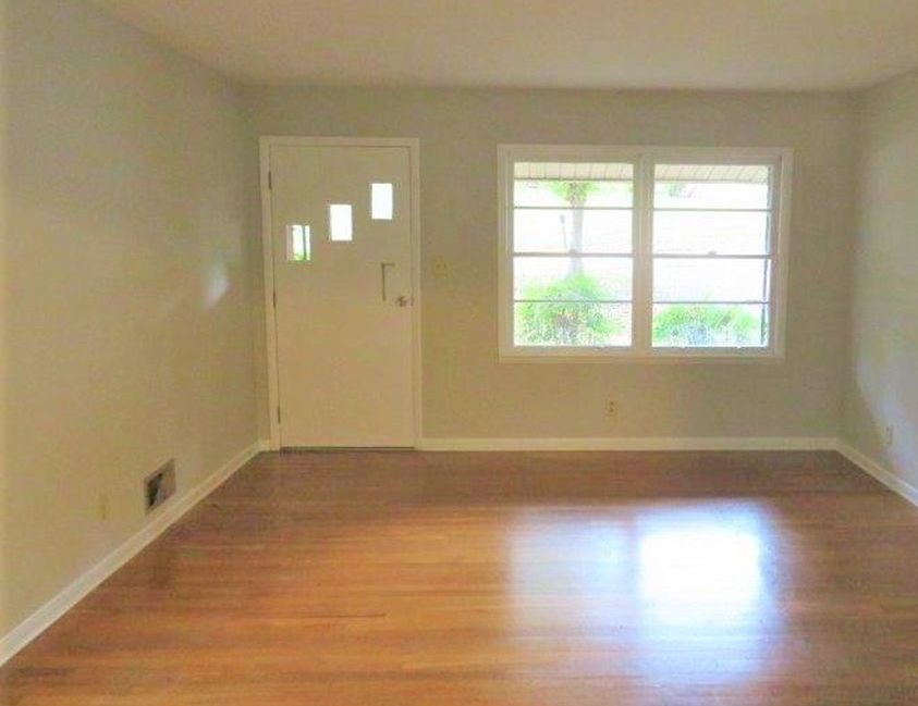 Sakston Dr, Anniston, AL 36206, Foreclosure 48,000 3BD / 1BH