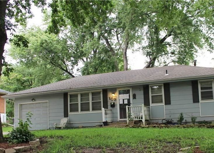 N 1st St, Blue Springs, MO 64014, Foreclosure - $101,700 - 3BD / 1.5BH