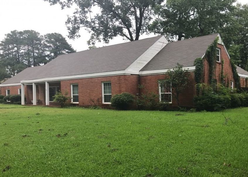 Fatherland Rd, Natchez, MS 39120, Foreclosure 224,900 5BD / 4.5BH