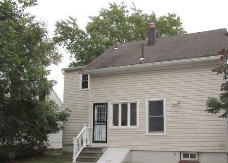 Summit Ave, Hackensack, NJ 07601, Foreclosure 260,300 4BD / 1.5BH