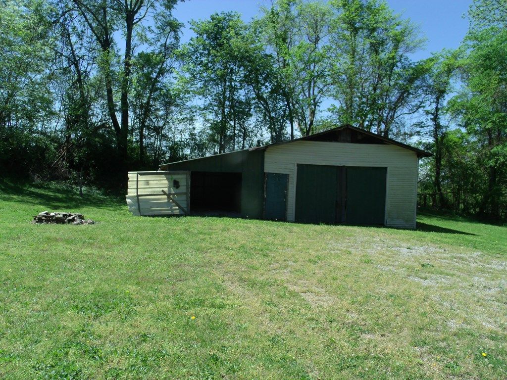 Orange St, Scottsville, KY 42164, Foreclosure 64,452 2BD / 1BH