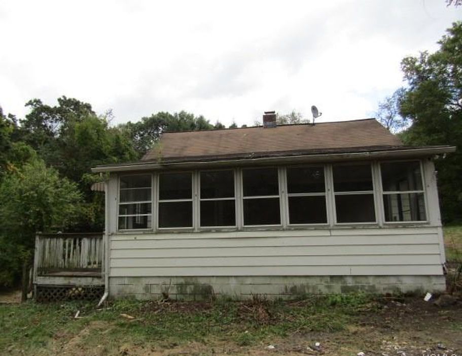 Route 22, Dover Plains, NY 12522, Foreclosure 65,000 2BD / 1.5BH