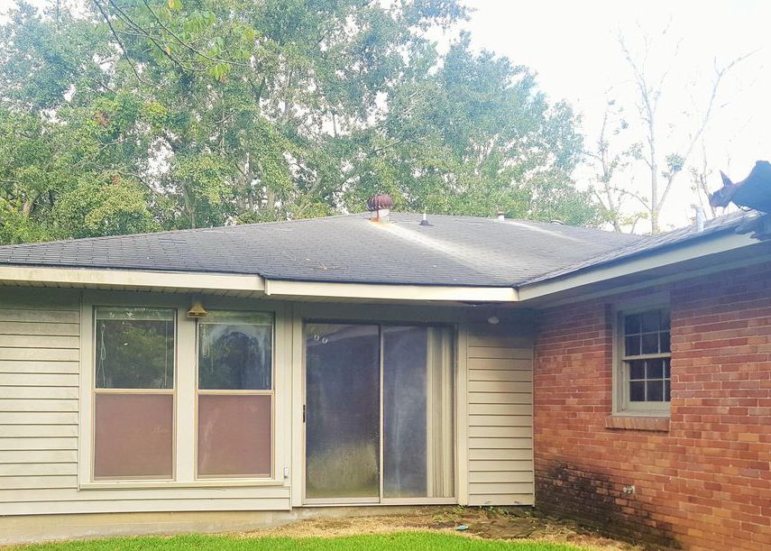 Cumberland Dr, Moss Point, MS 39563, Foreclosure 81,500 3BD / 2BH