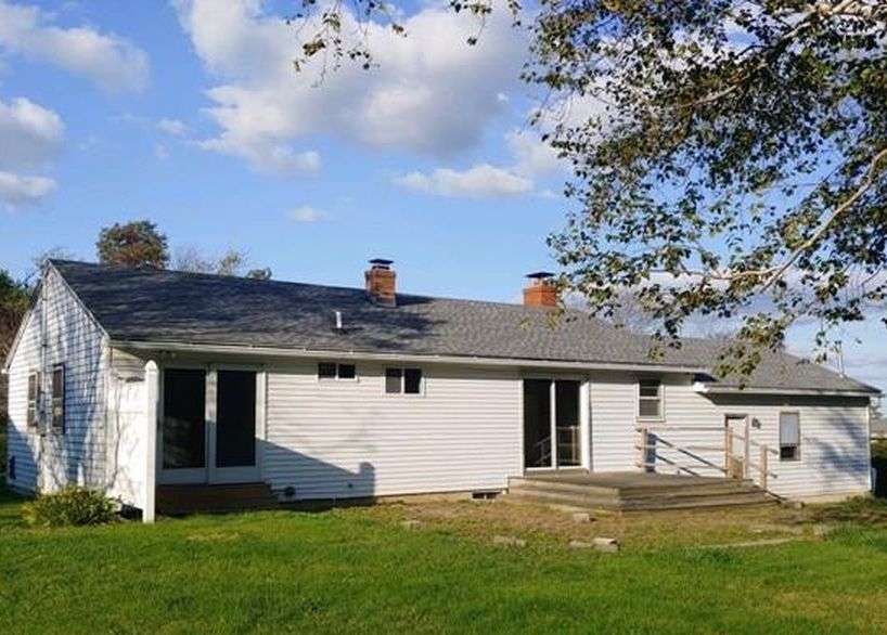 Greenfield Dr, Torrington, CT 06790, Foreclosure 77,000 2BD / 2BH Foreclosure Listing