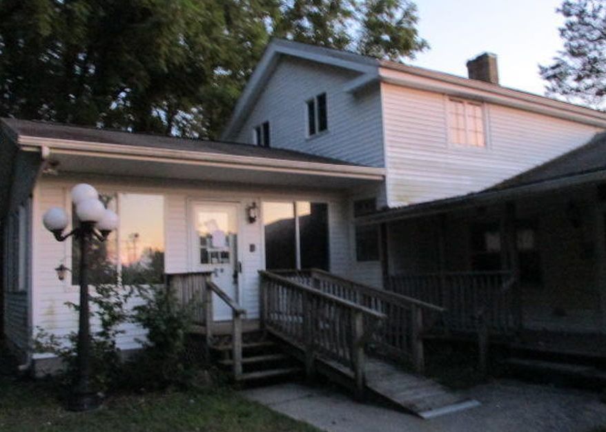 M 62, Edwardsburg, MI 49112, Foreclosure 95,000 4BD / 3BH