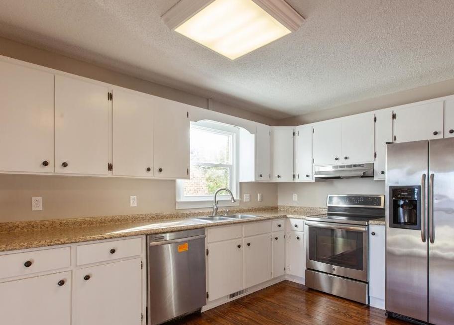 Waccamaw Shores Rd, Lake Waccamaw, NC 28450, Foreclosure 128,100