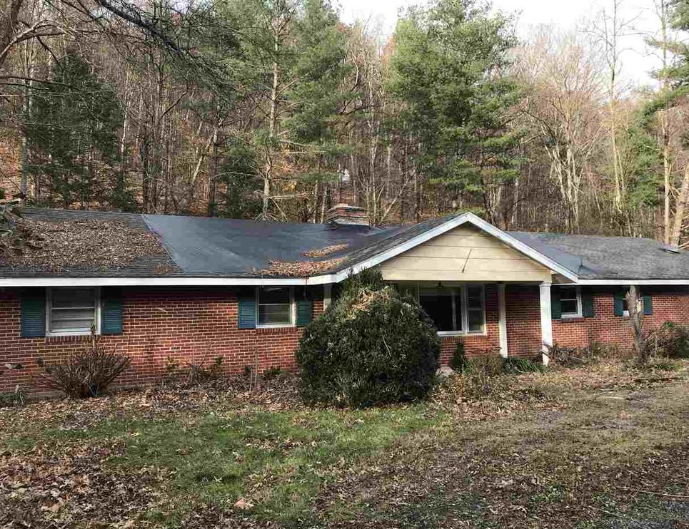 Hankey Mountain Hwy, Churchville, VA 24421, Foreclosure 79,900 4BD