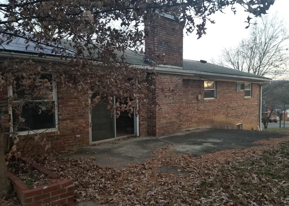 Summit Dr, Greeneville, TN 37743, Foreclosure 59,900 3BD / 2BH