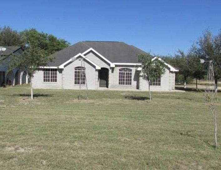 Tex Mex Rd, Edinburg, TX 78542, Foreclosure 165,000 5BD / 3BH