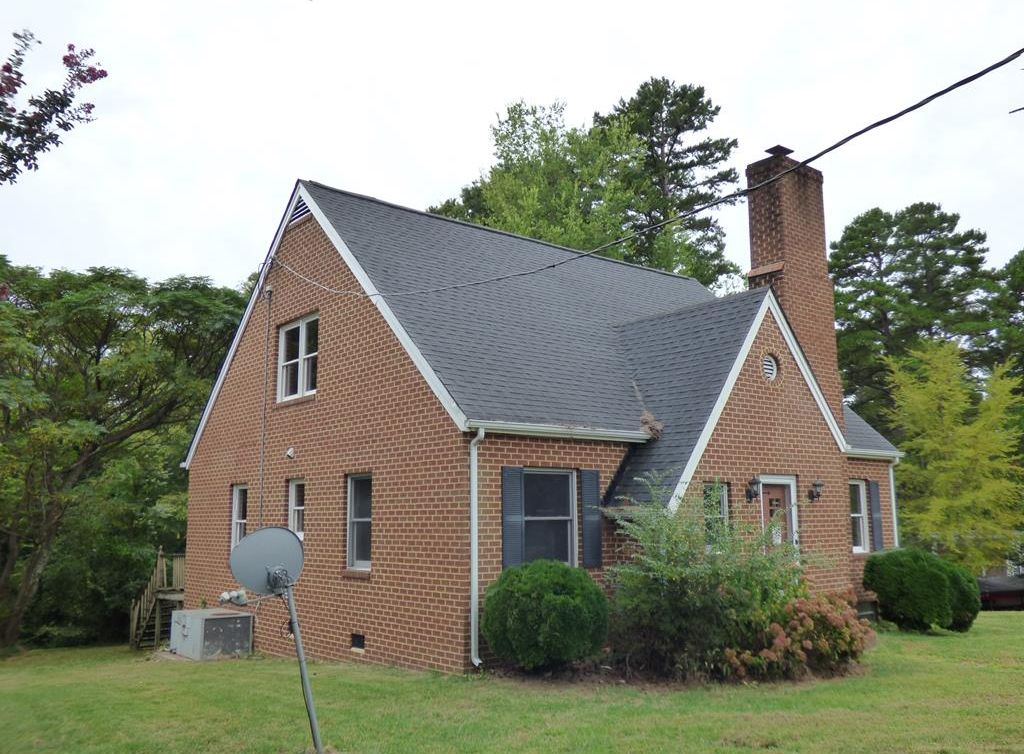 4th St, Clarksville, VA 23927, Foreclosure 94,900 5BD / 3BH