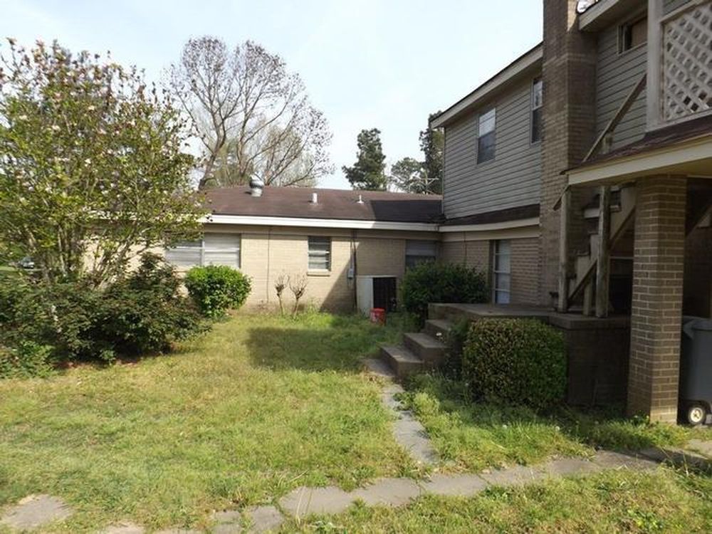 Carver Dr, Vicksburg, MS 39180, Foreclosure 41,040 4BD / 3BH