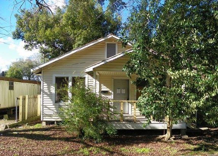 Center St, Plaquemine, LA 70764, Foreclosure Call 2BD / 1BH