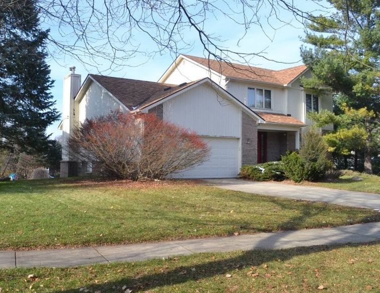 Millstream Dr, Wixom, MI 48393, Foreclosure 170,714 4BD / 4BH